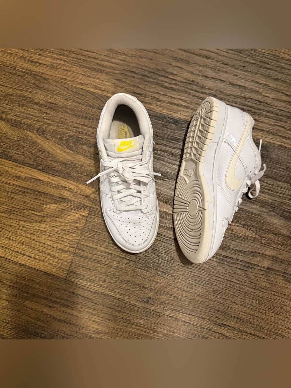 Nike Dunk  Low-Top Sneakers in Off-White with Pale Yellow Accents Size 7 Women